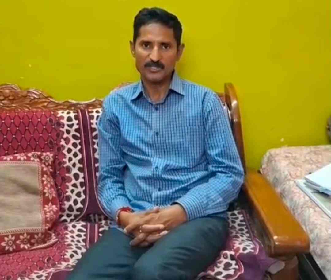 लोहाघाट:भाजपा प्रदेश प्रवक्ता राजेश बिष्ट की पोस्ट पर यूकेडी नेता दरवान सिंह रजवार का पलटवार