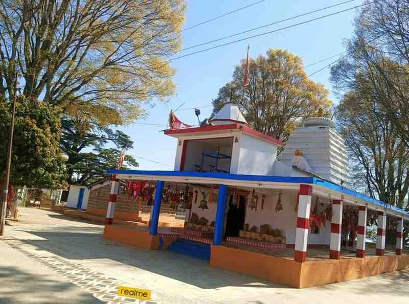लोहाघाट:ऐतिहासिक चेतोला मेले की तैयारी जोरो पर भव्य रूप से सजा चमू देवता का दरबार सात अप्रैल को होगा मुख्य मेला
