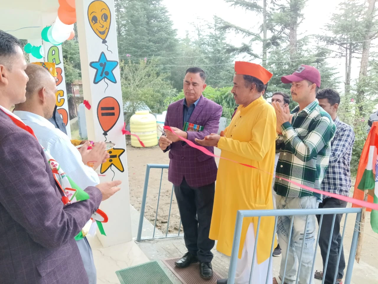 लोहाघाट राजकीय प्राथमिक विद्यालय कनेडी के नवनिर्मित भवन का उद्घाटन